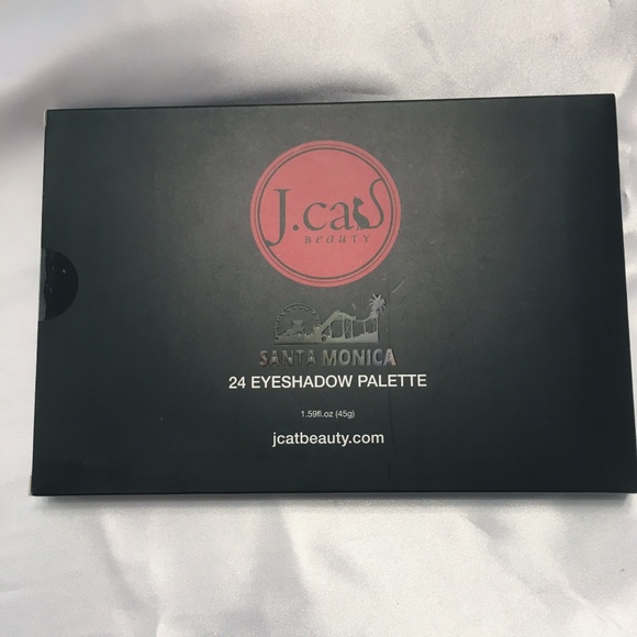 🎡 Santa Monica Eyeshadow Palette by J.Cat Beauty - Picture 2 of 7